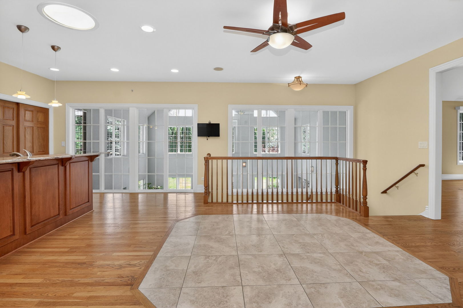 715 Marston Avenue, Glen Ellyn, IL 60137