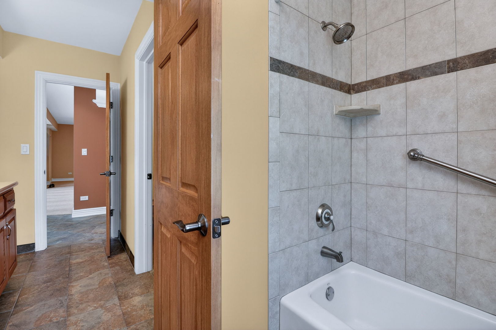 715 Marston Avenue, Glen Ellyn, IL 60137