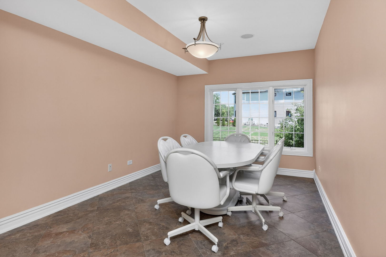 715 Marston Avenue, Glen Ellyn, IL 60137