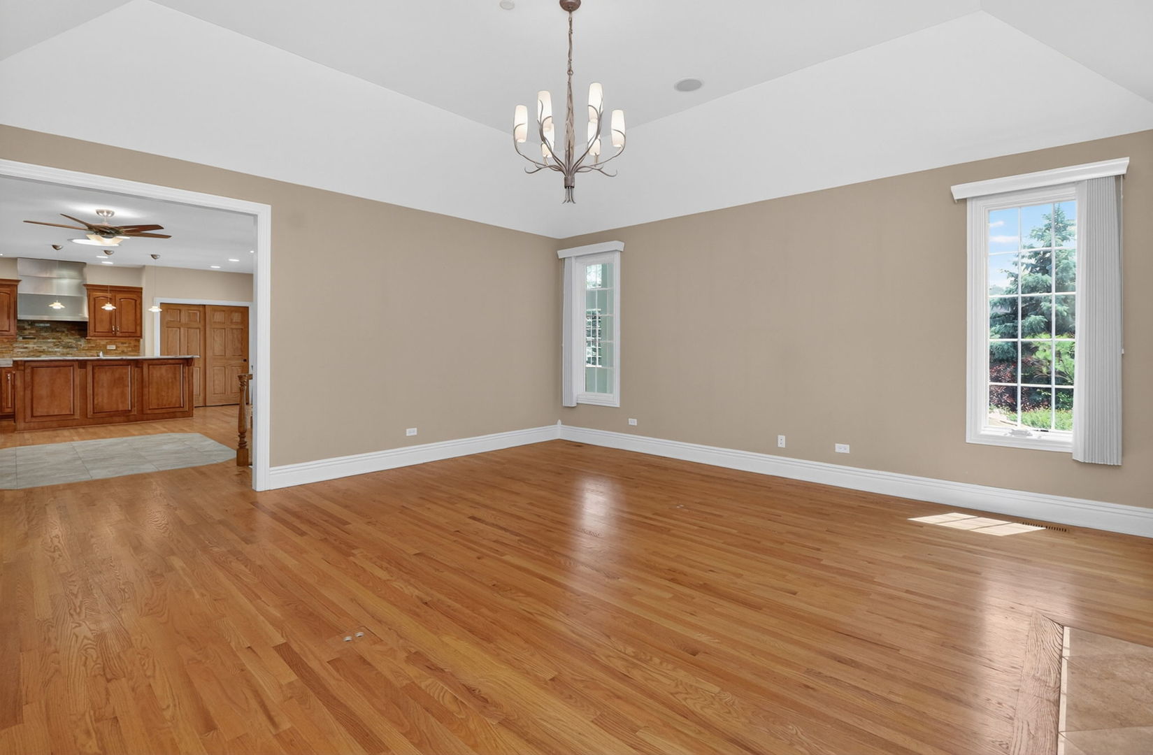 715 Marston Avenue, Glen Ellyn, IL 60137