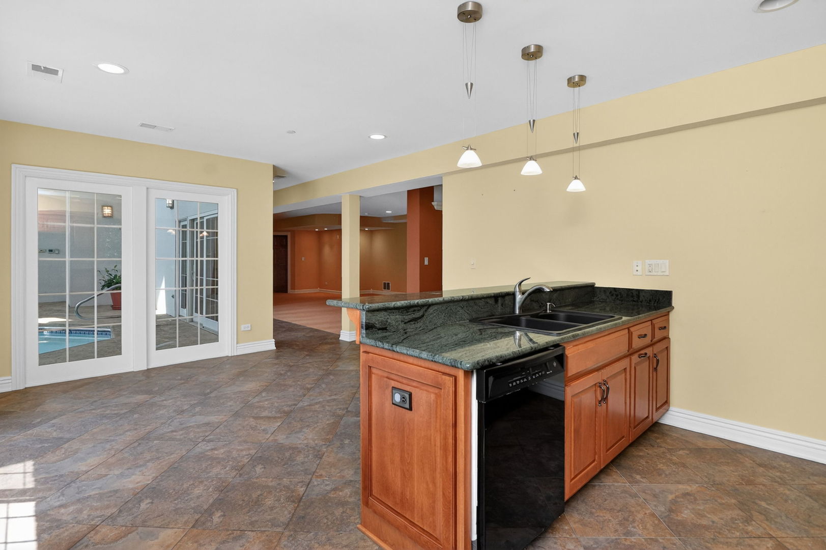 715 Marston Avenue, Glen Ellyn, IL 60137