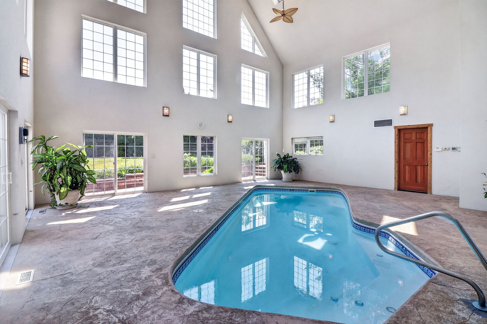 715 Marston Avenue, Glen Ellyn, IL 60137
