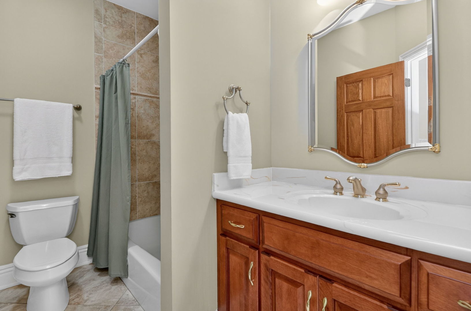 715 Marston Avenue, Glen Ellyn, IL 60137