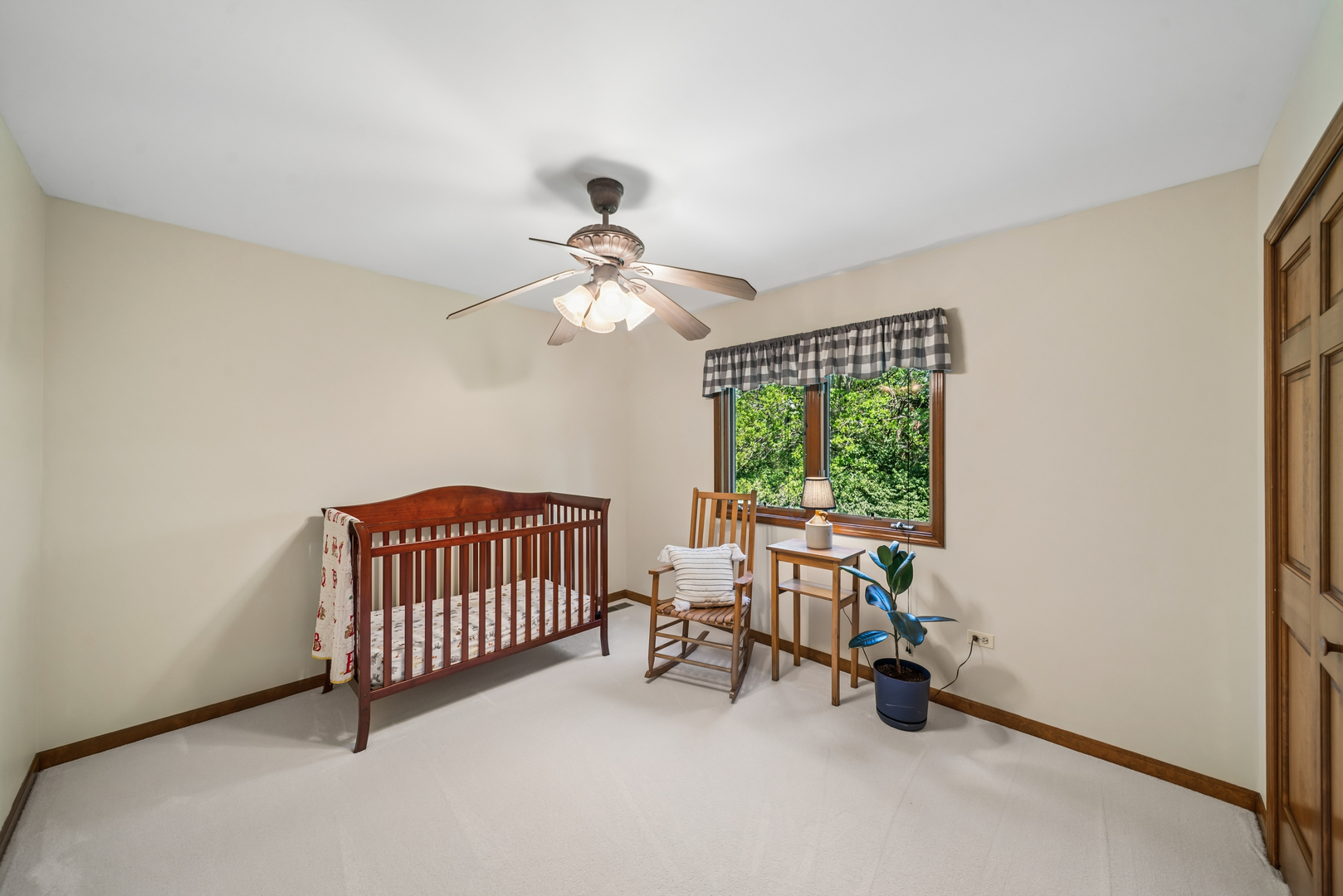 5S435 Arlington Avenue, Naperville, IL 60540