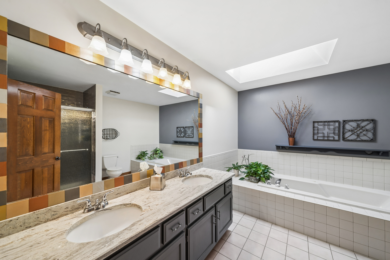 5S435 Arlington Avenue, Naperville, IL 60540