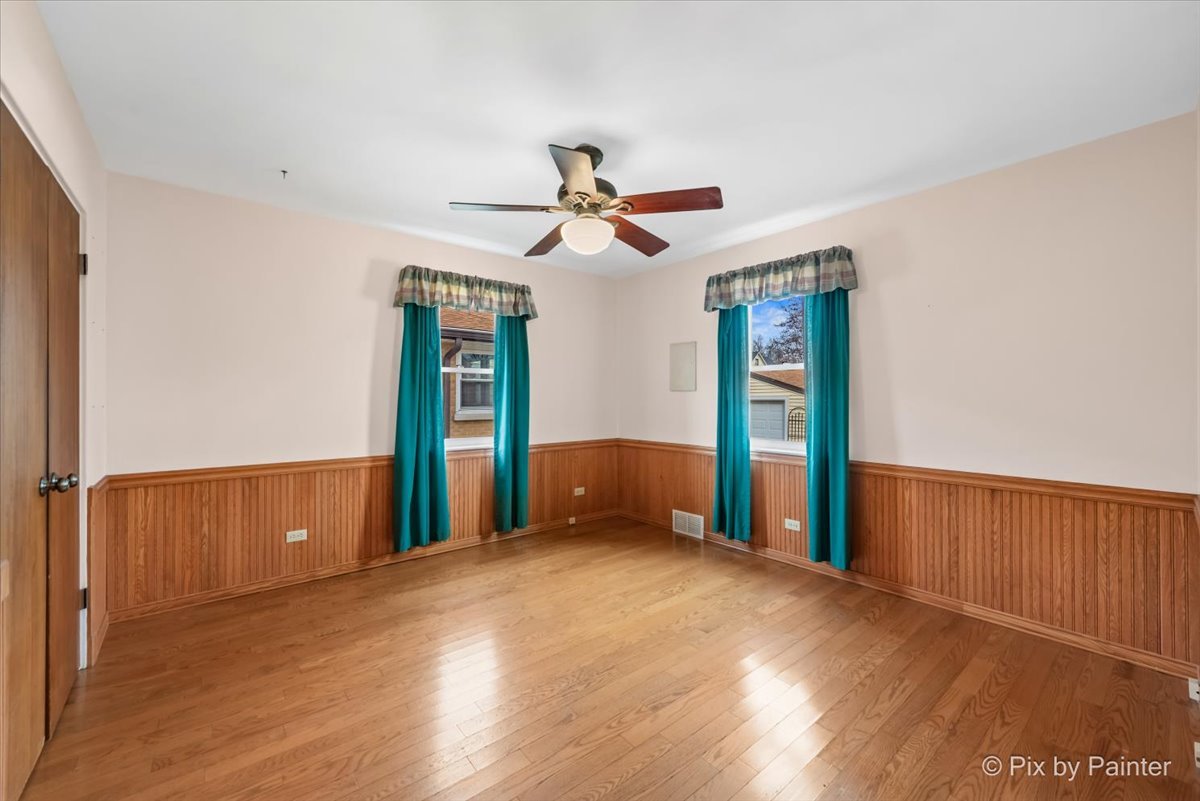361 Bryant Avenue, Glen Ellyn, IL 60137