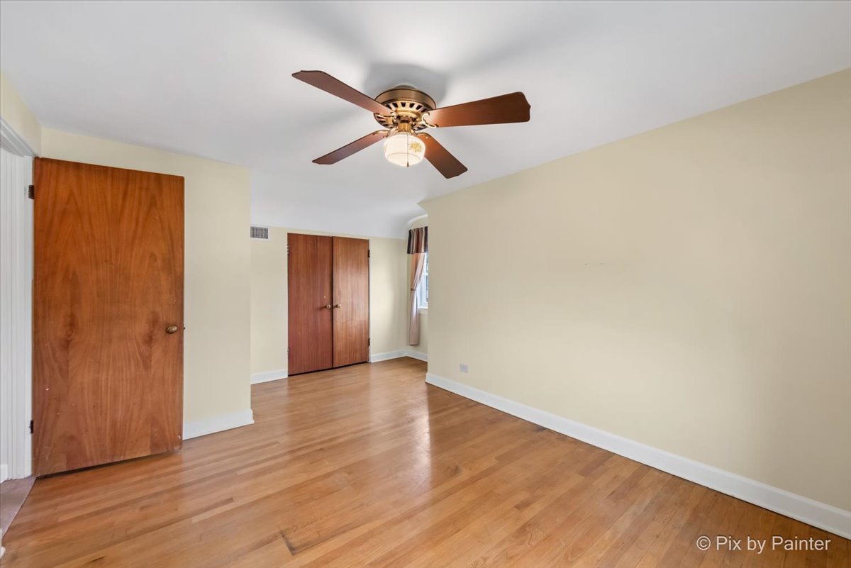 361 Bryant Avenue, Glen Ellyn, IL 60137