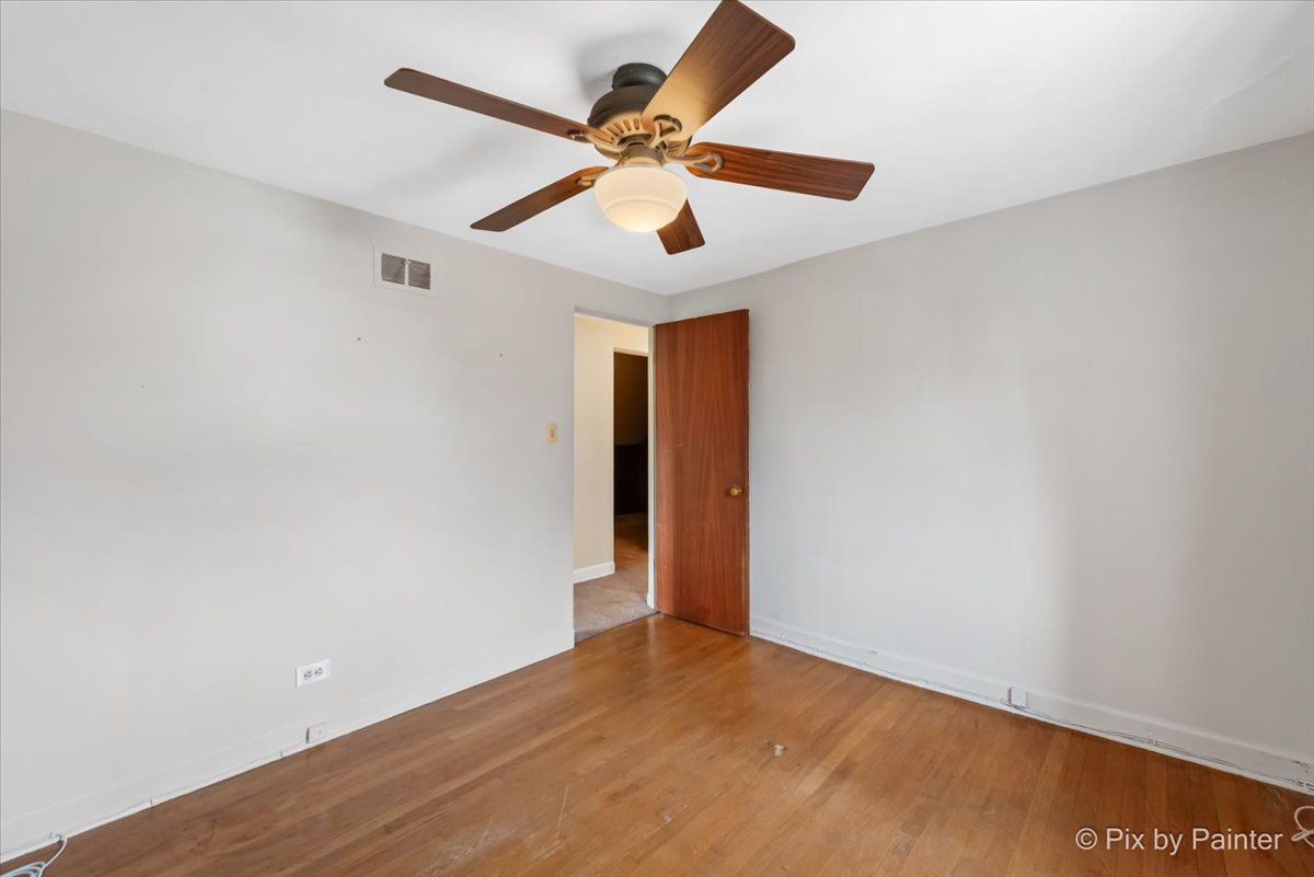 361 Bryant Avenue, Glen Ellyn, IL 60137