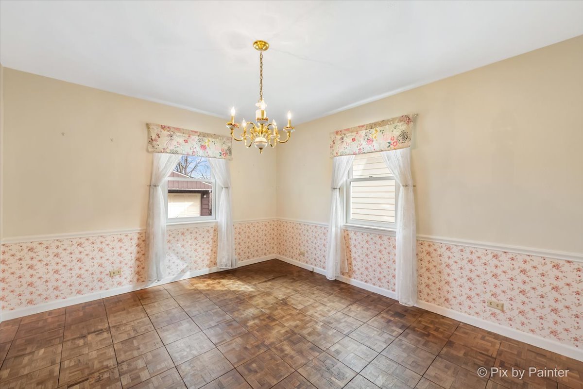 361 Bryant Avenue, Glen Ellyn, IL 60137