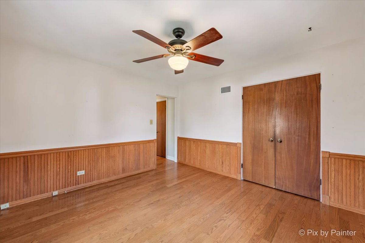 361 Bryant Avenue, Glen Ellyn, IL 60137