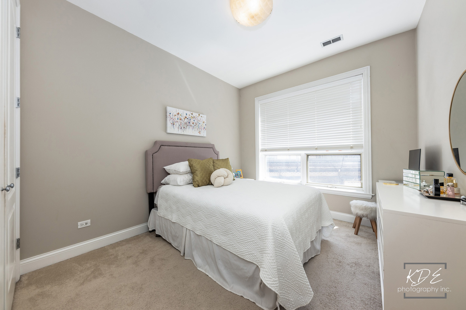 700 W Grand Avenue #3E, Chicago, IL 60654
