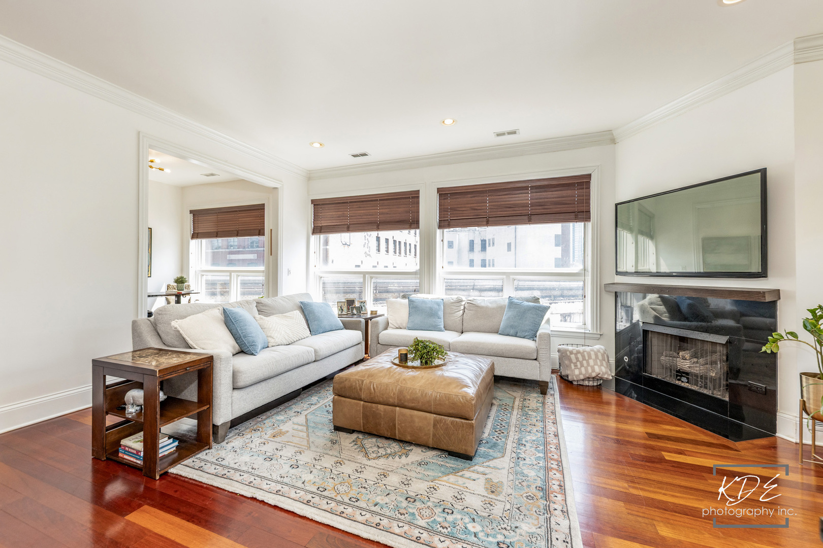 700 W Grand Avenue #3E, Chicago, IL 60654