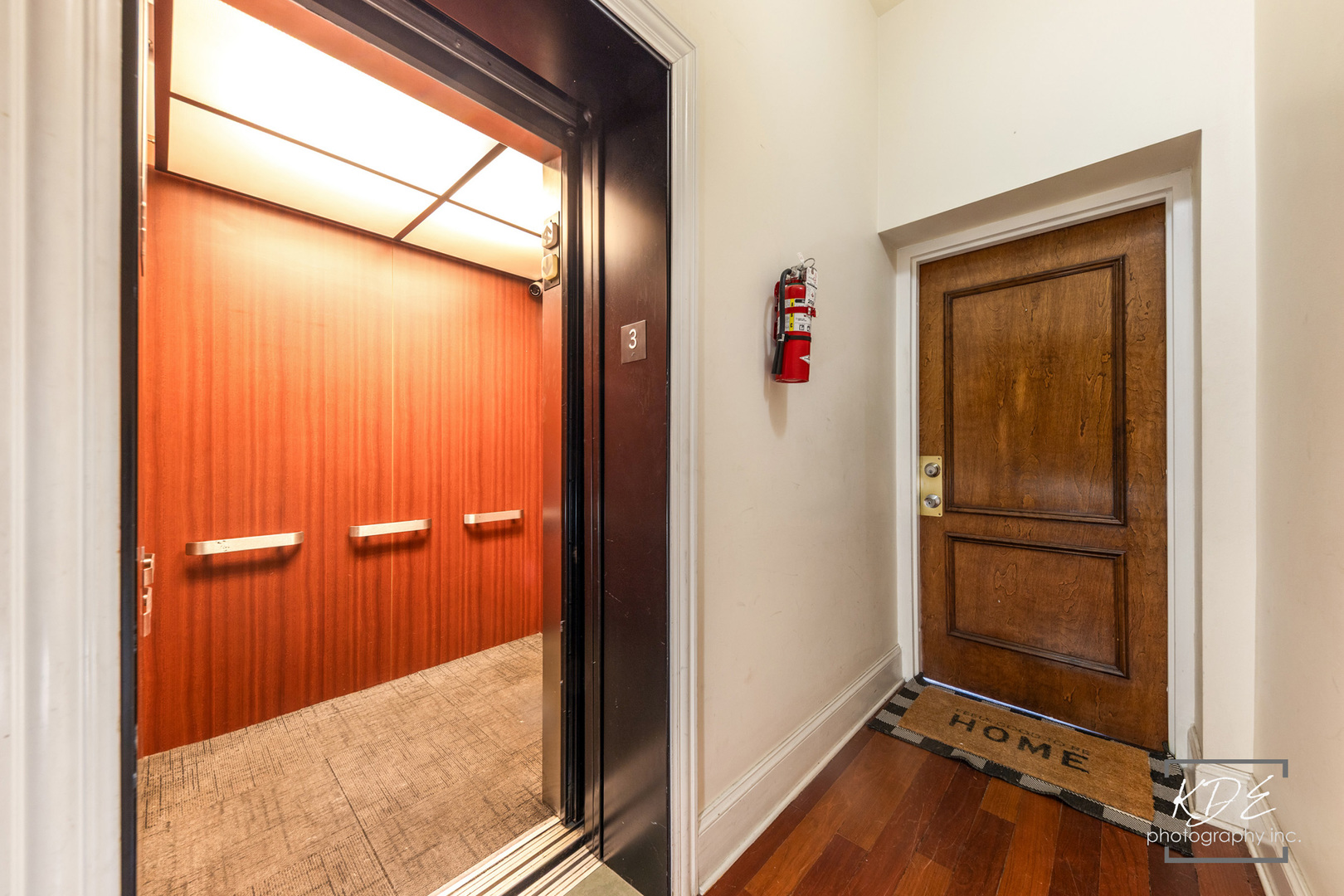 700 W Grand Avenue #3E, Chicago, IL 60654