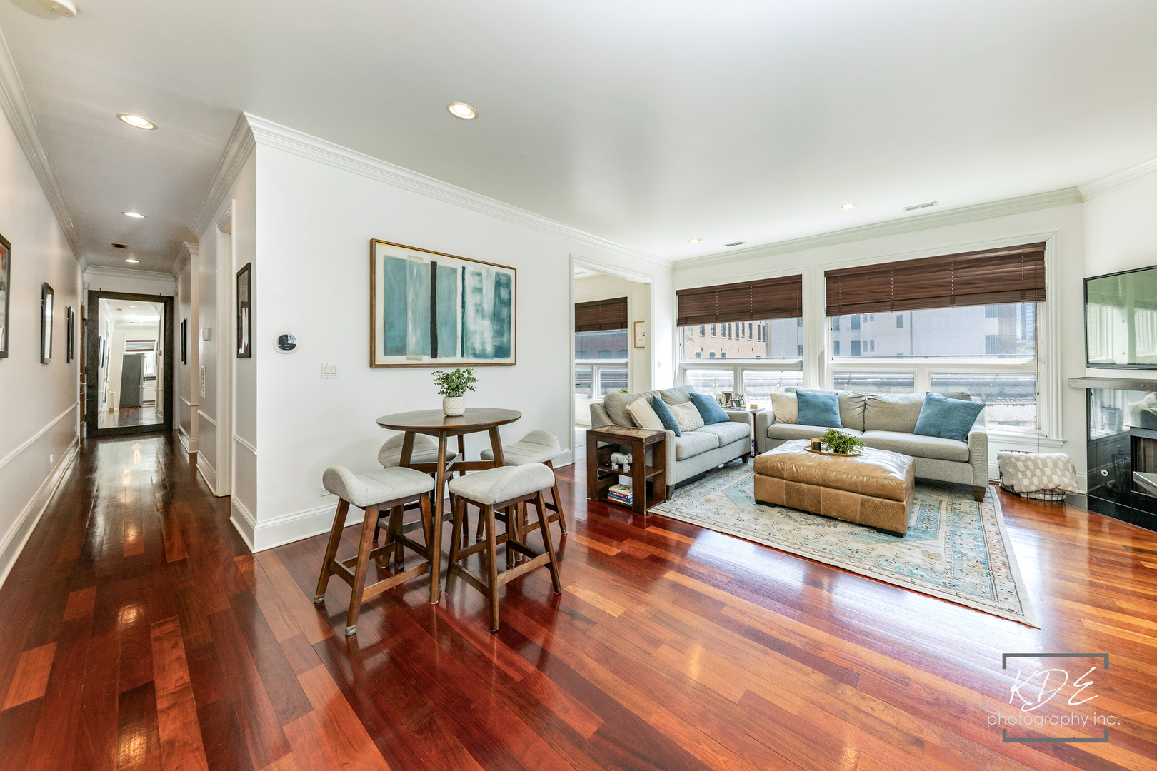 700 W Grand Avenue #3E, Chicago, IL 60654