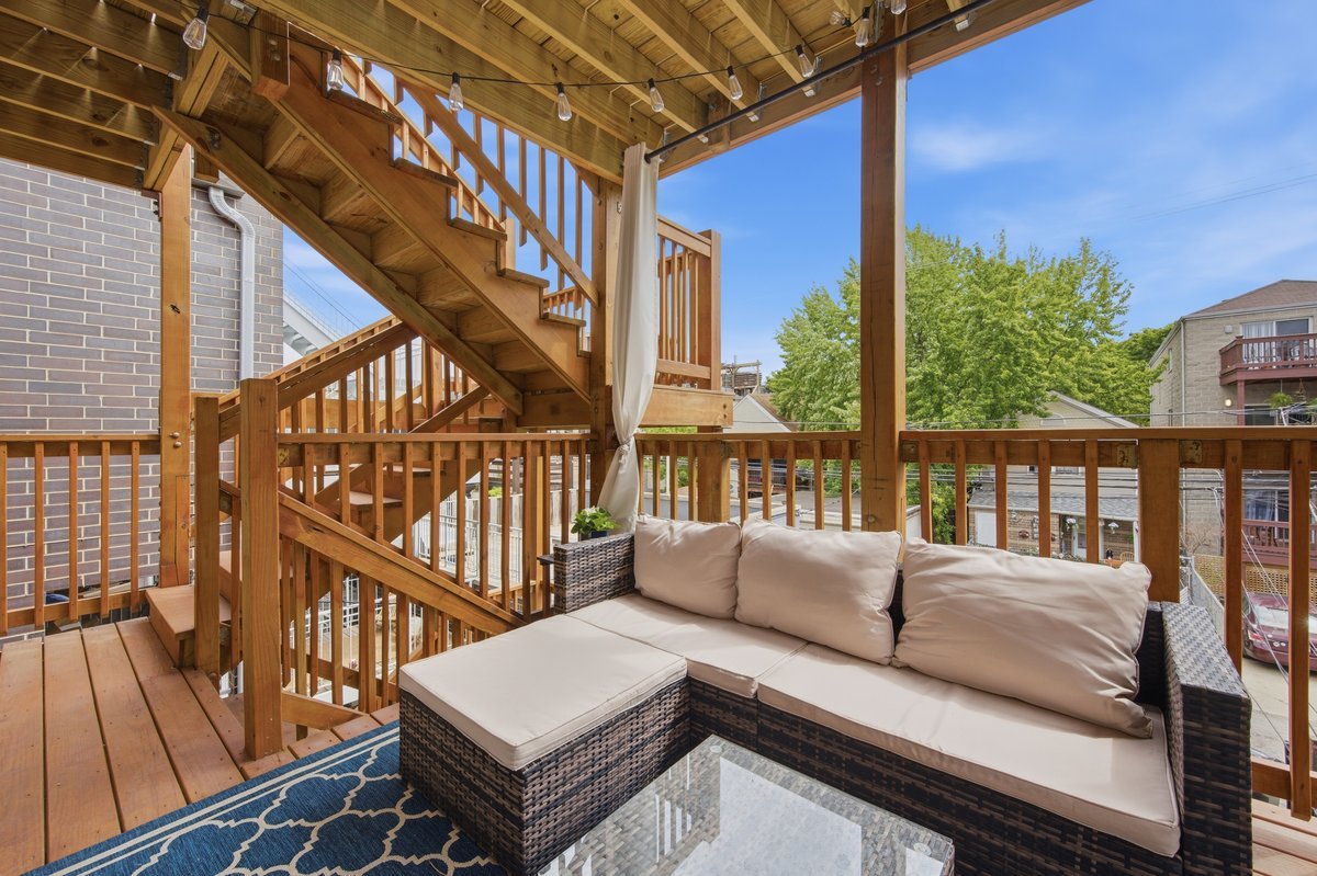 1333 N Bosworth Avenue #2, Chicago, IL 60642