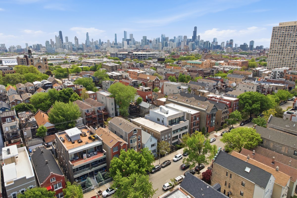 1333 N Bosworth Avenue #2, Chicago, IL 60642