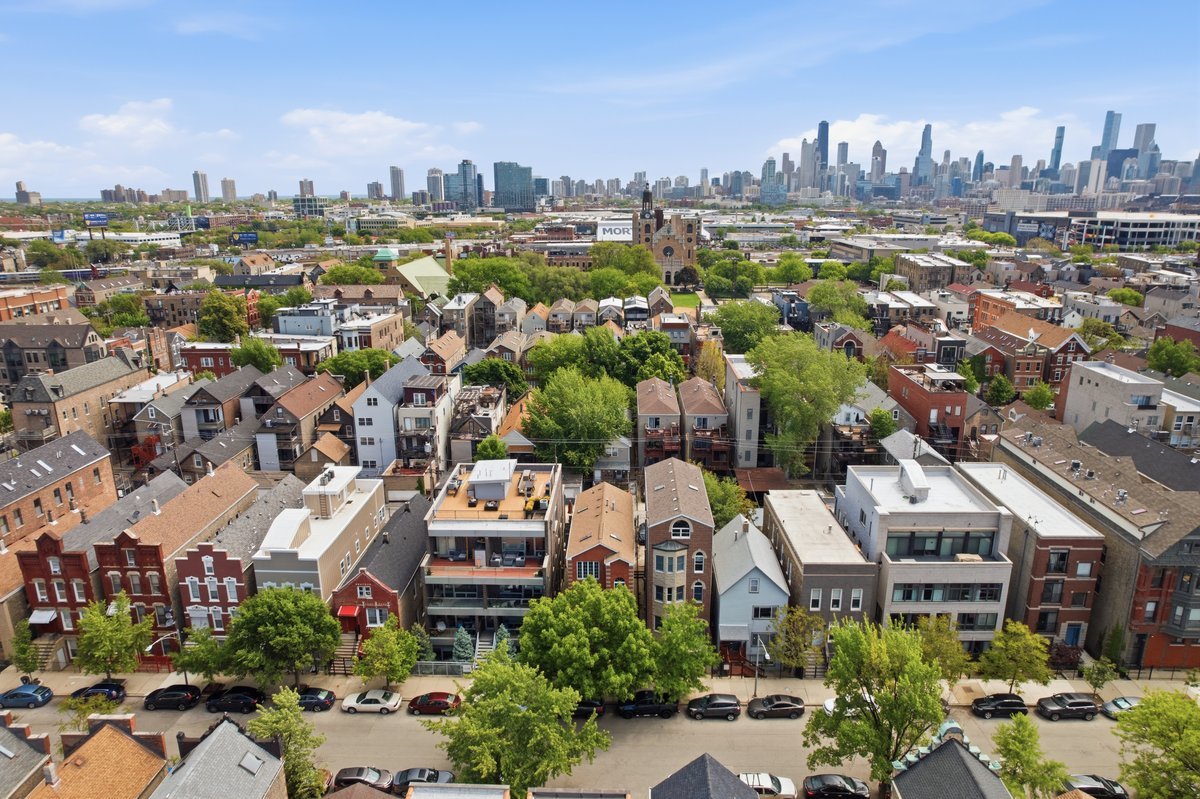 1333 N Bosworth Avenue #2, Chicago, IL 60642