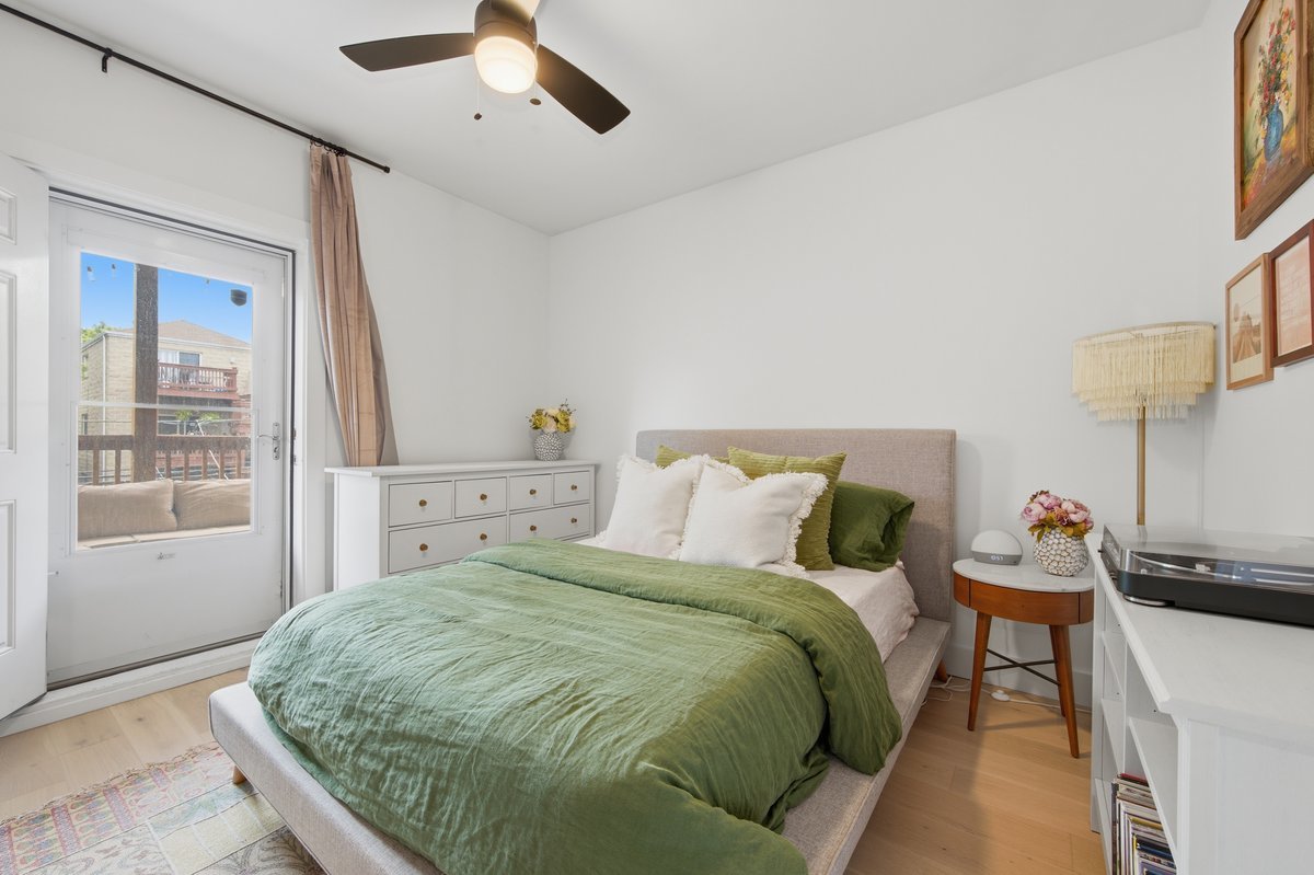 1333 N Bosworth Avenue #2, Chicago, IL 60642