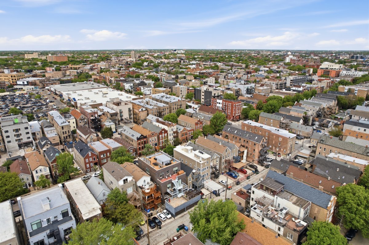 1333 N Bosworth Avenue #2, Chicago, IL 60642