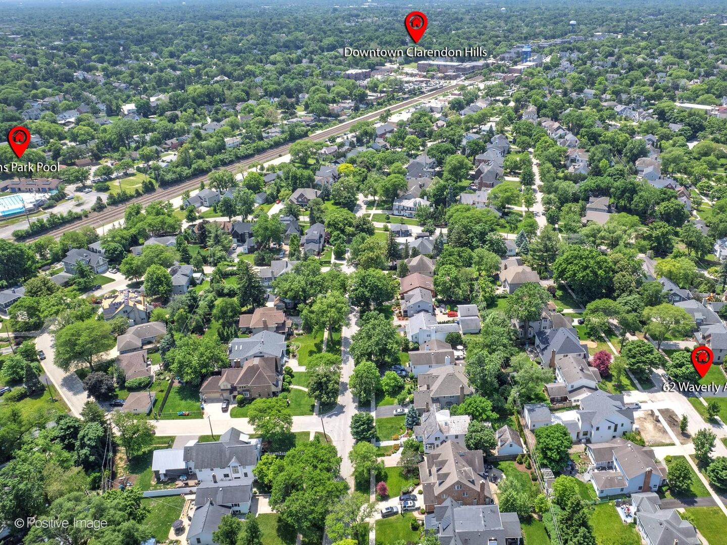 62 Waverly Avenue, Clarendon Hills, IL 60514