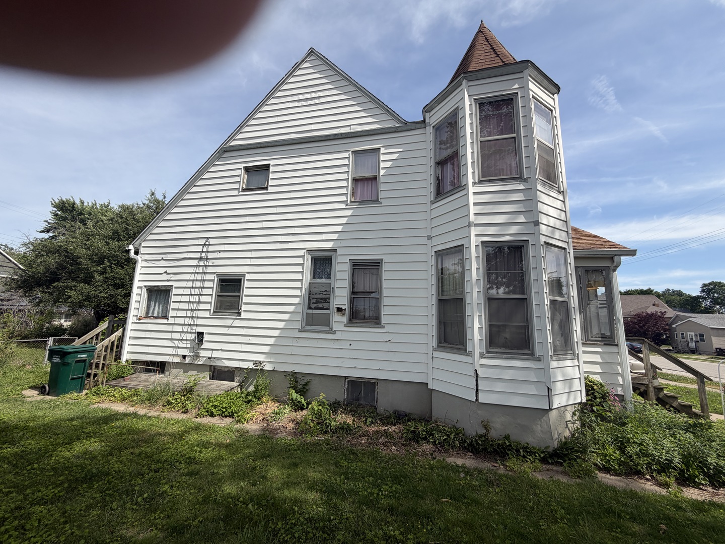 411 N Monroe Street, Clinton, IL 61727