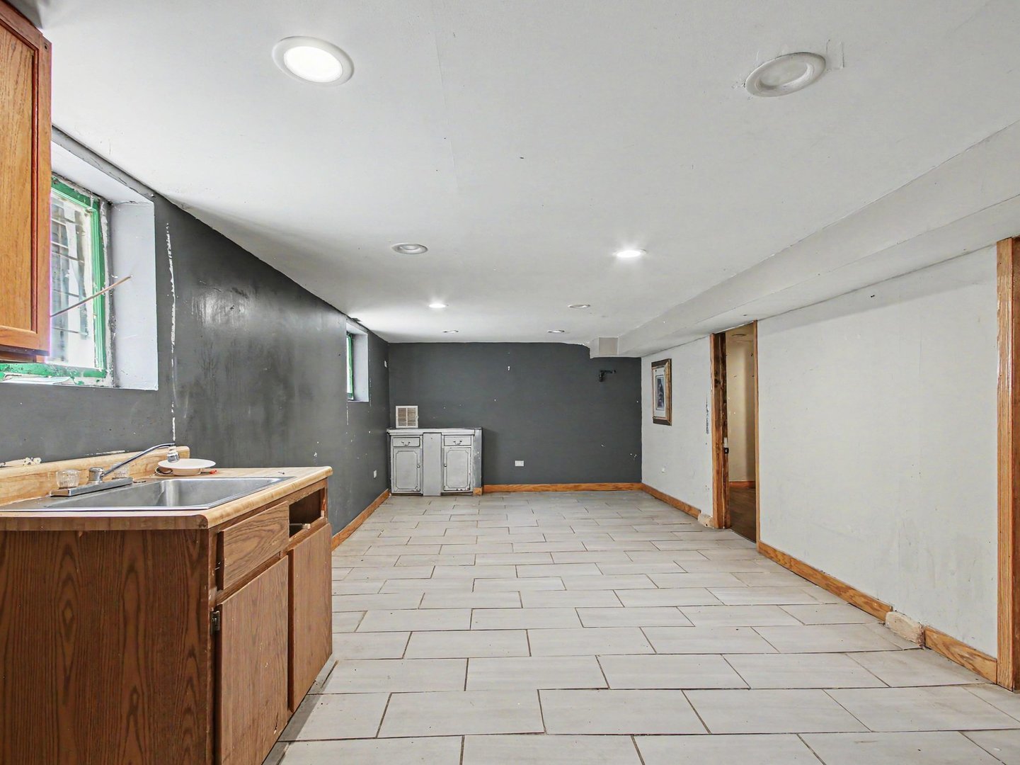 11949 S Lafayette Avenue, Chicago, IL 60628