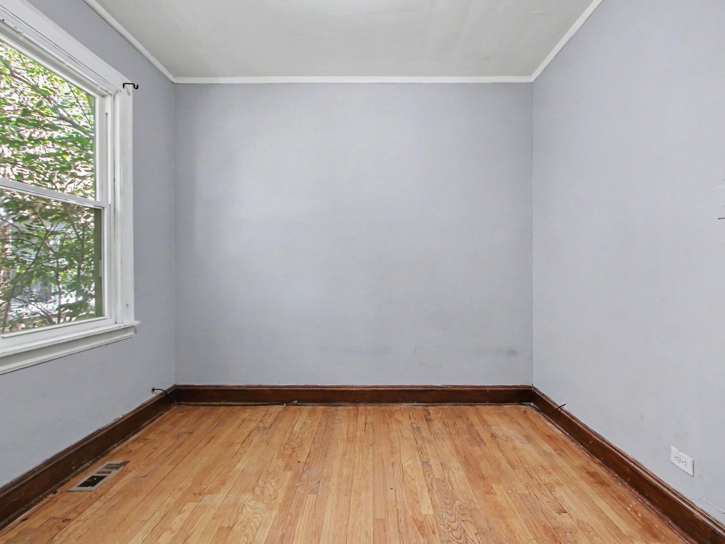 11949 S Lafayette Avenue, Chicago, IL 60628