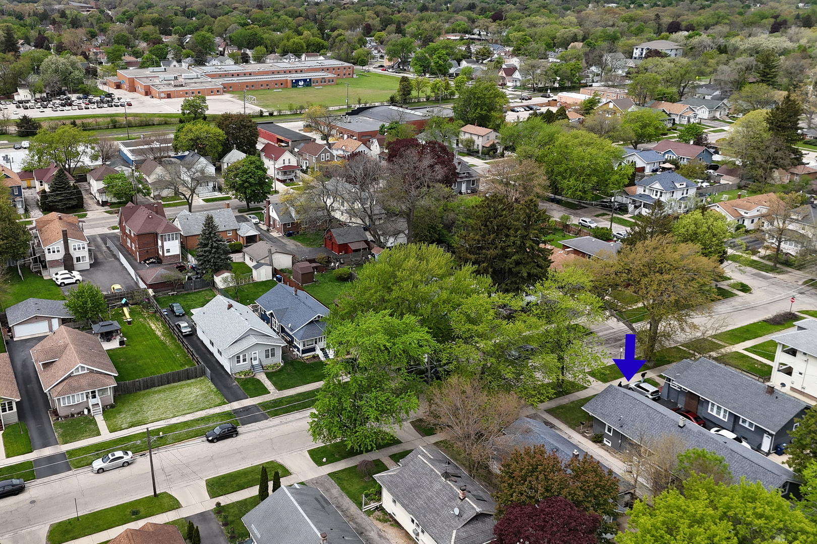 127 N Victory Street, Waukegan, IL 60085