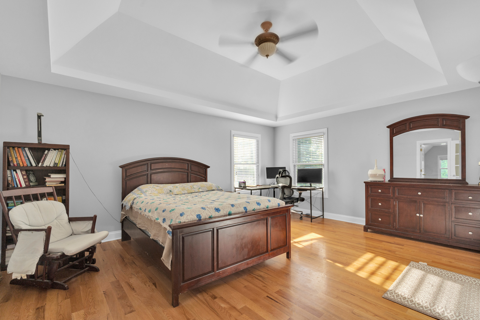 270 E Armitage Avenue, Addison, IL 60101