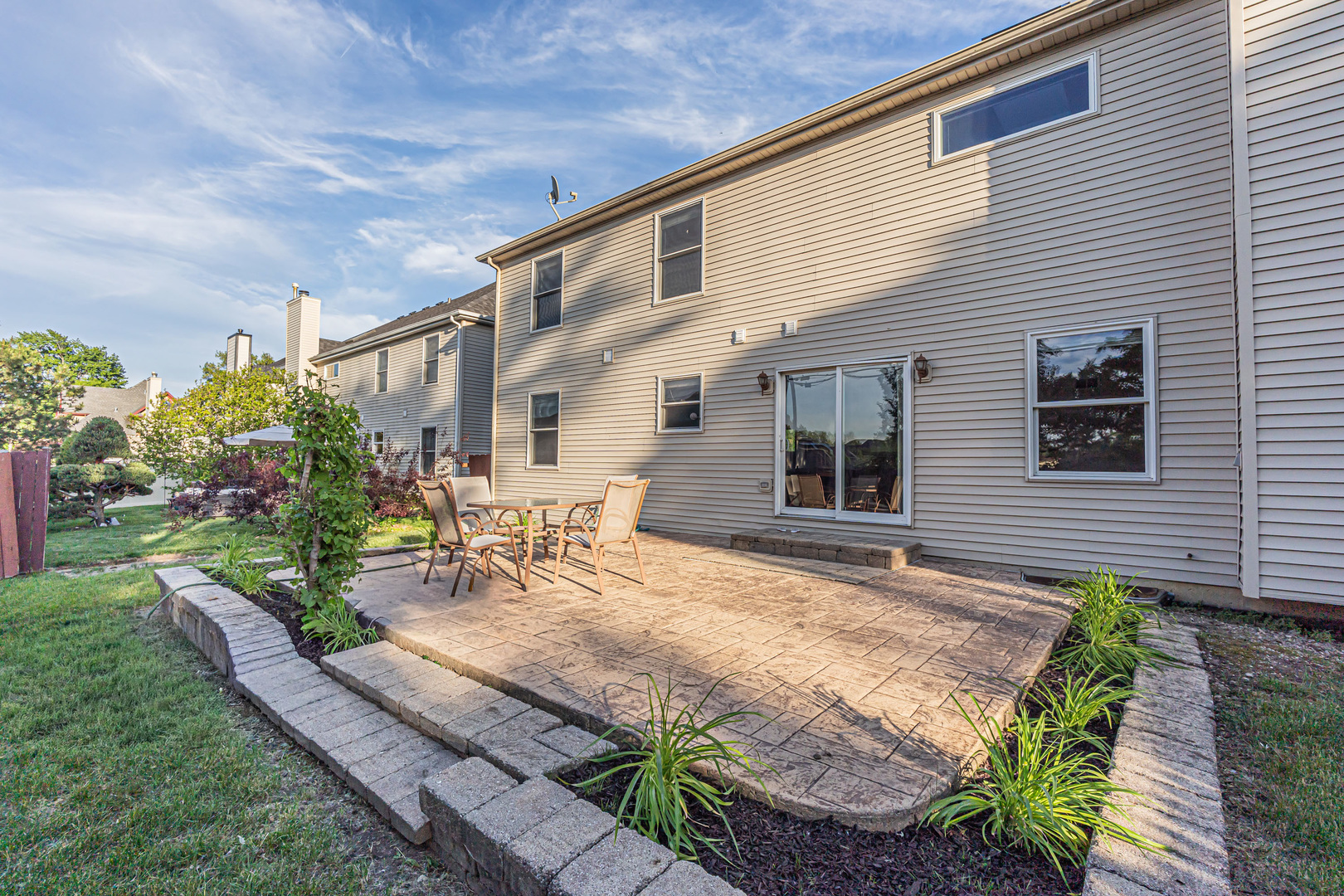 270 E Armitage Avenue, Addison, IL 60101