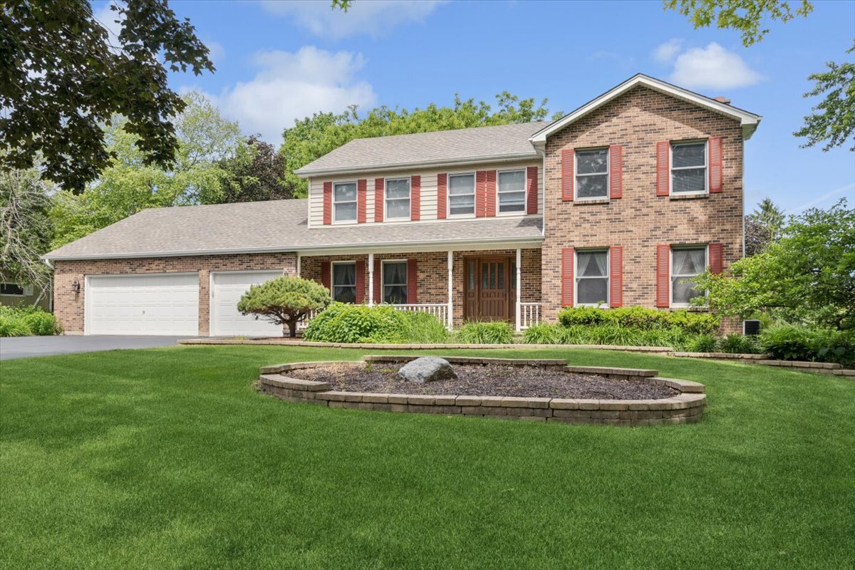 39W550 Deerpath Road, Aurora, IL 60506