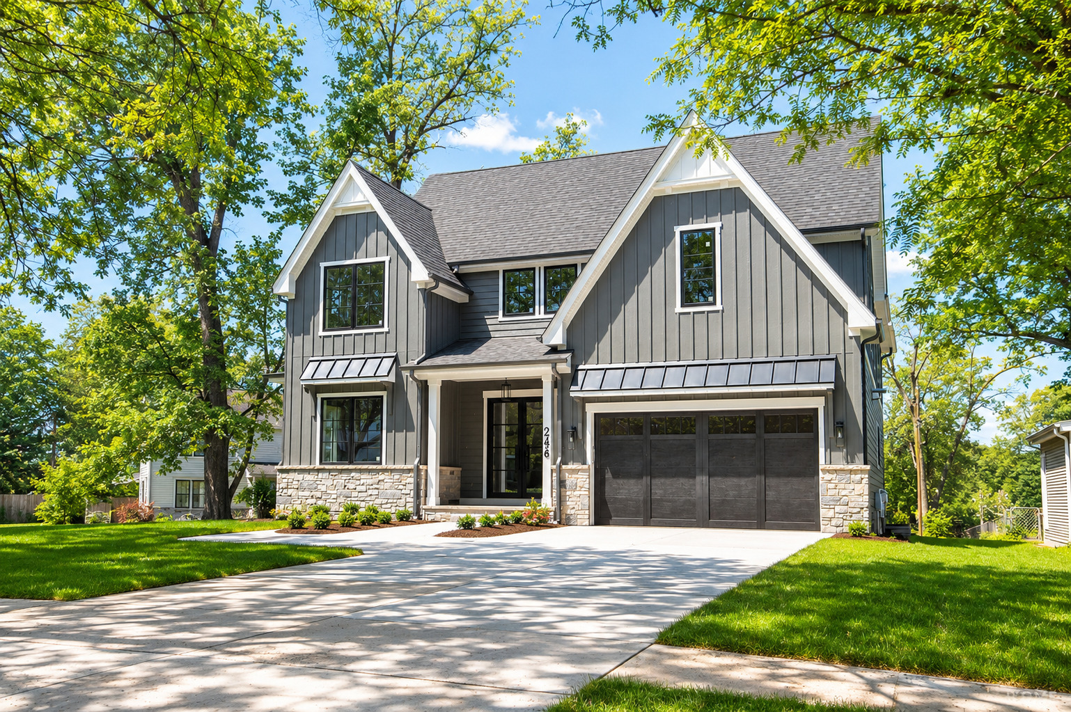 246 Holmes Avenue, Clarendon Hills, IL 60514