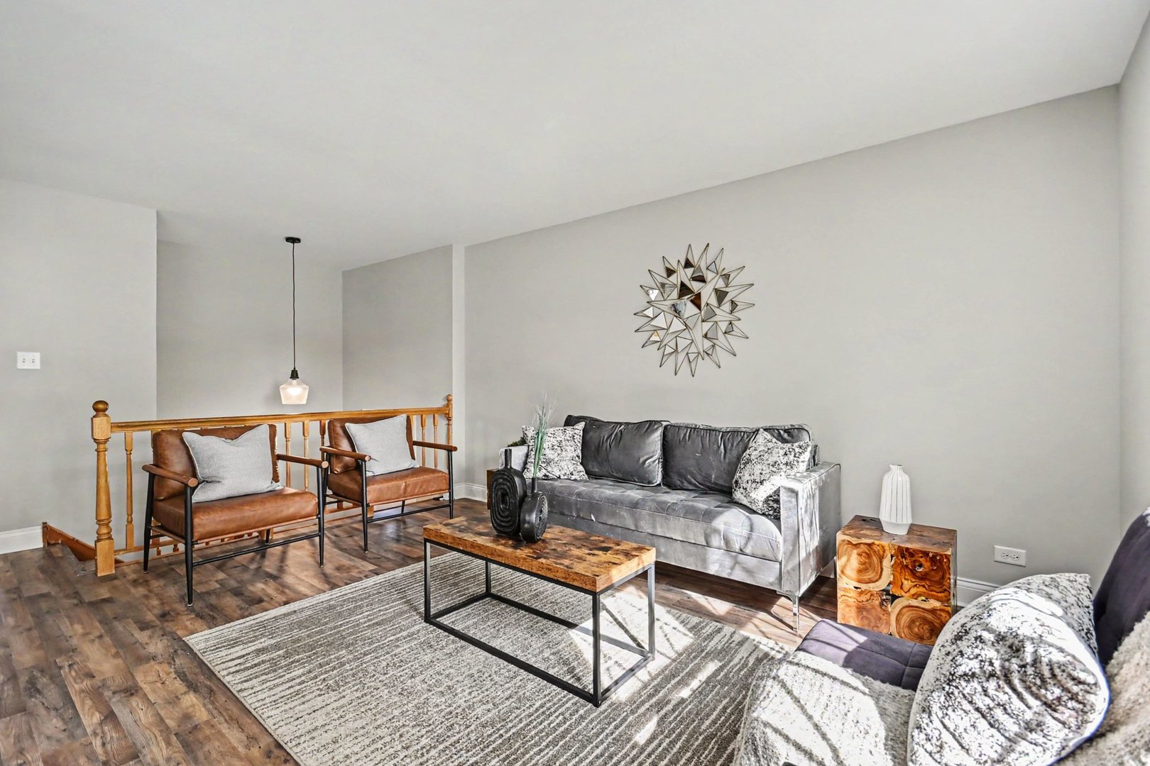 15405 James Drive, Oak Forest, IL 60452