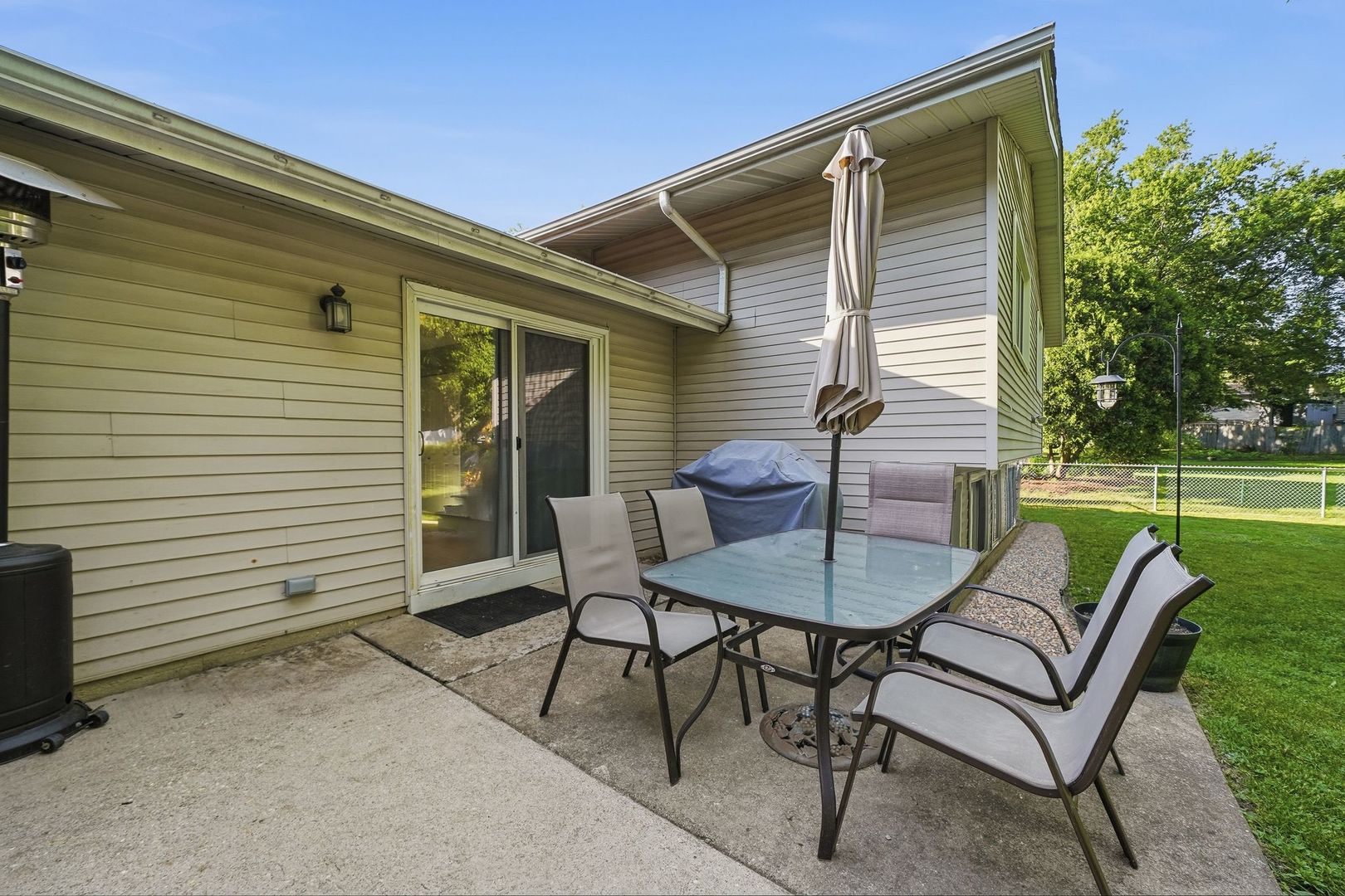 602 N ASHBURY Avenue, Bolingbrook, IL 60440