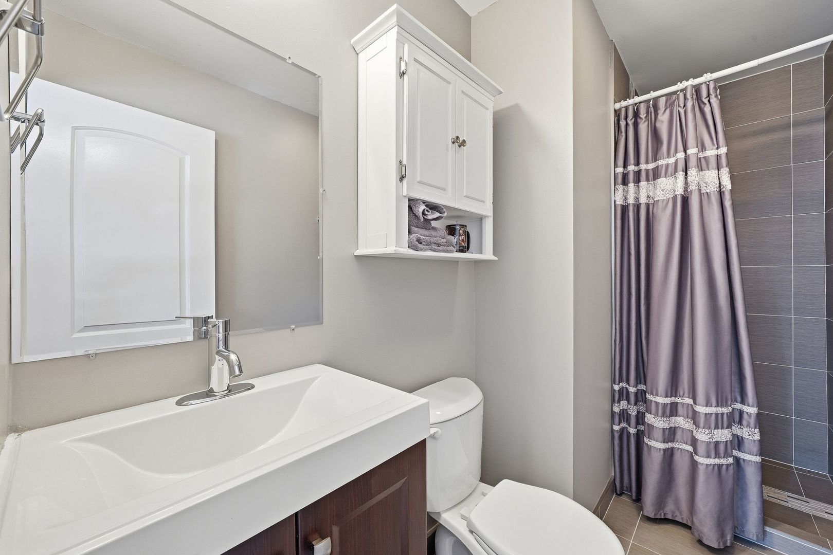 602 N ASHBURY Avenue, Bolingbrook, IL 60440