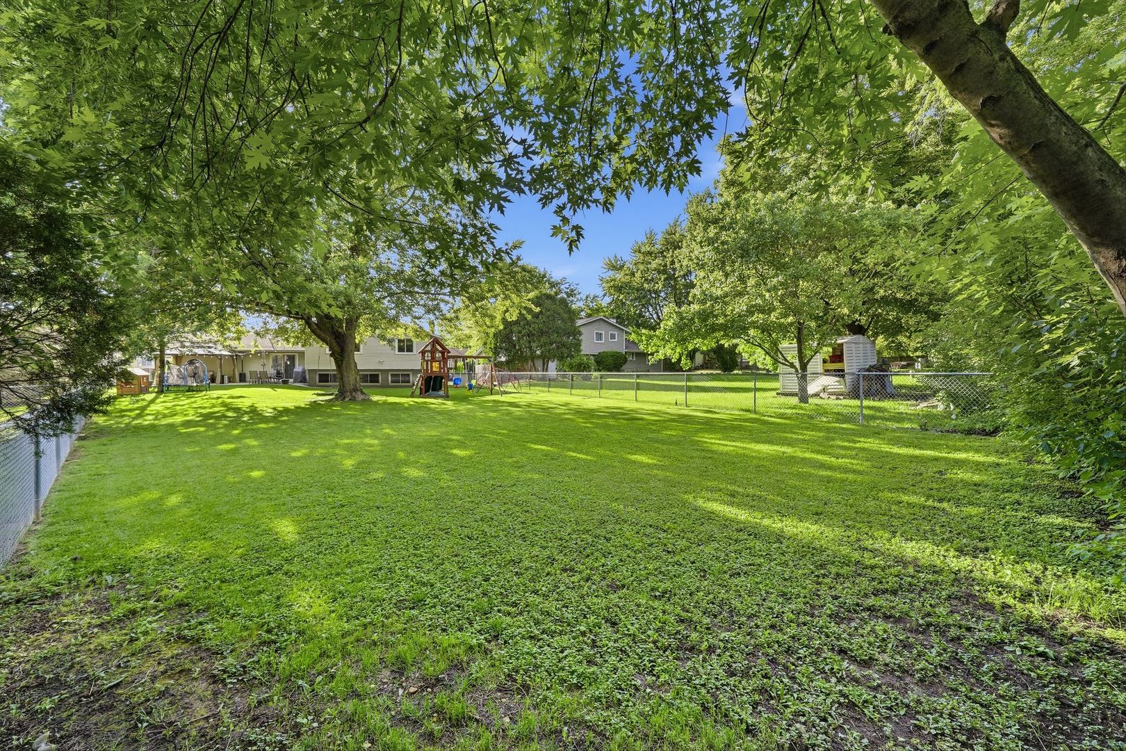 602 N ASHBURY Avenue, Bolingbrook, IL 60440