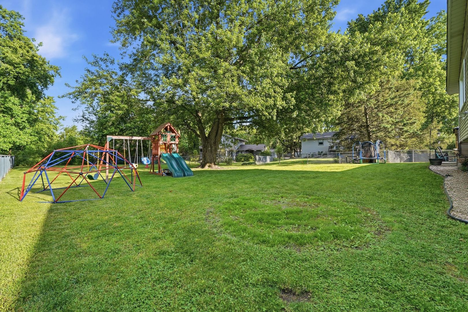 602 N ASHBURY Avenue, Bolingbrook, IL 60440