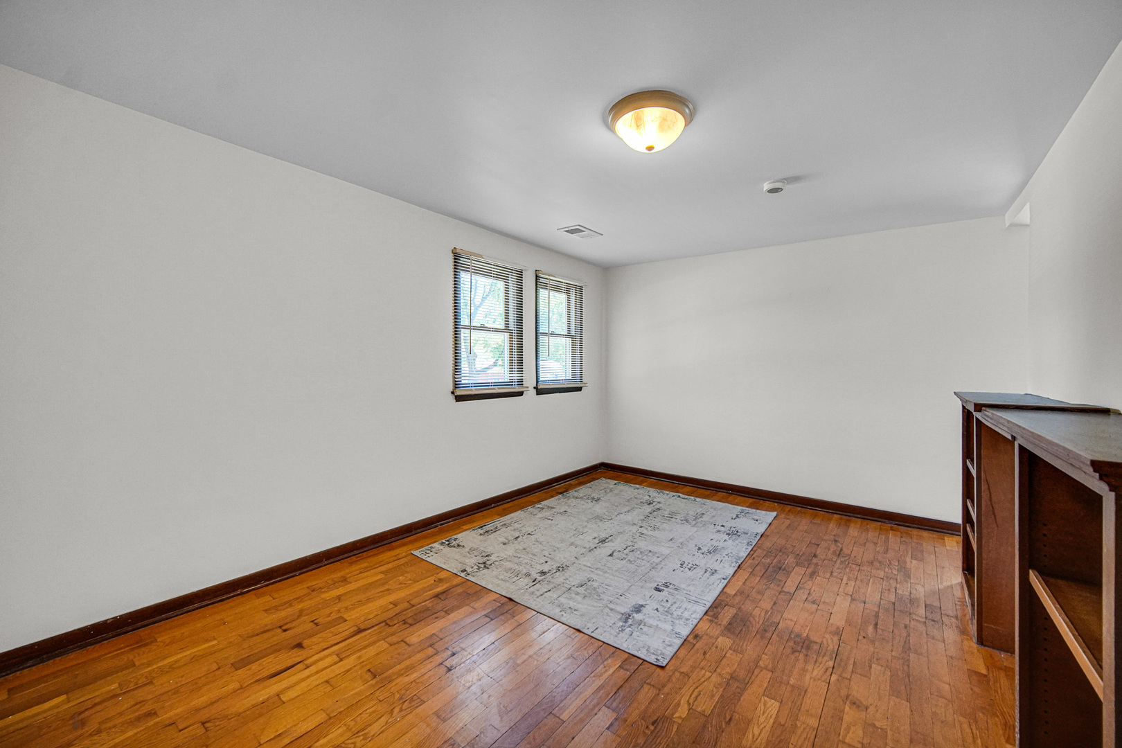 1545 S 4th Avenue, Kankakee, IL 60901