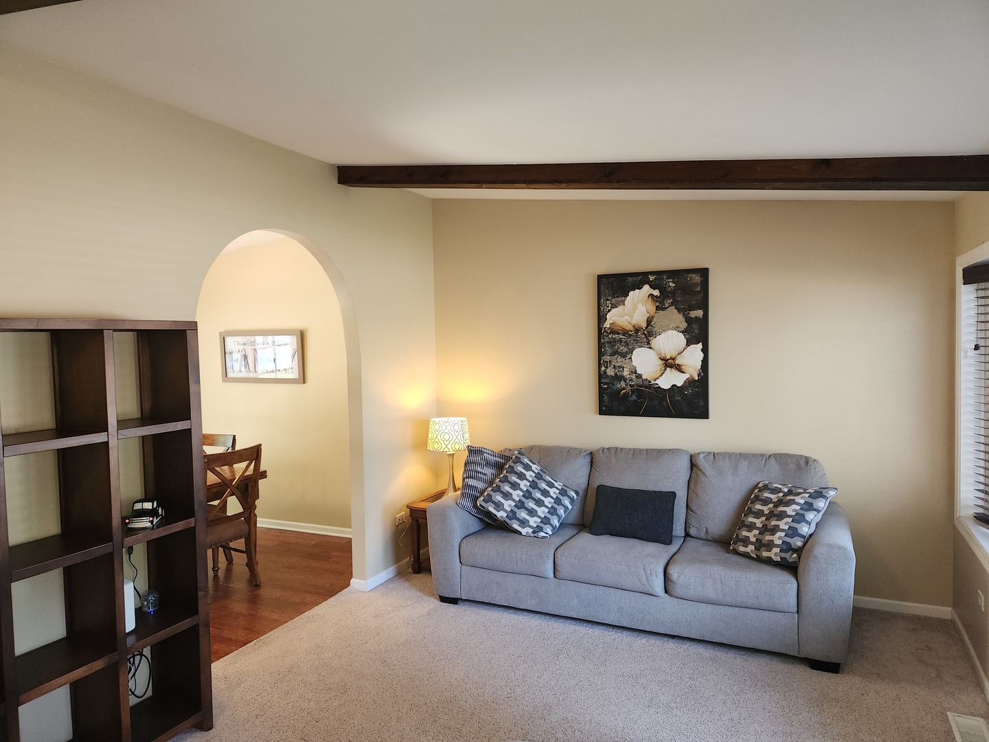 305 North Avenue, Antioch, IL 60002