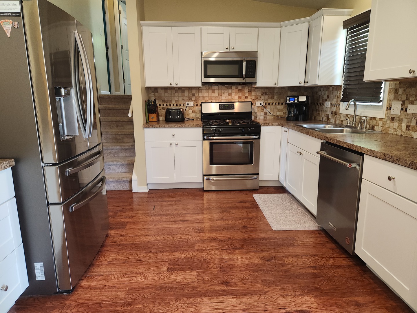305 North Avenue, Antioch, IL 60002
