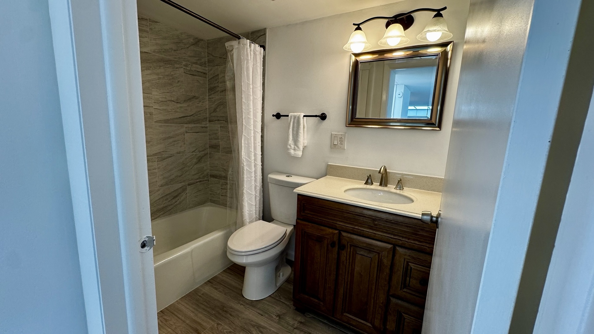 940 Holbrook Road #32C, Homewood, IL 60430
