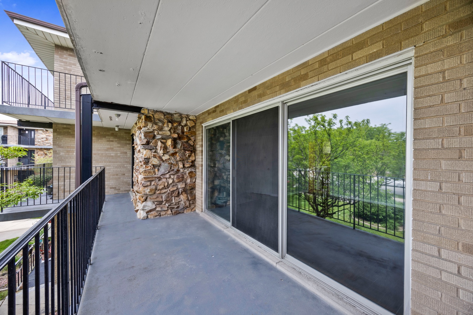 3175 W 115 Street #2W, Merrionette Park, IL 60803