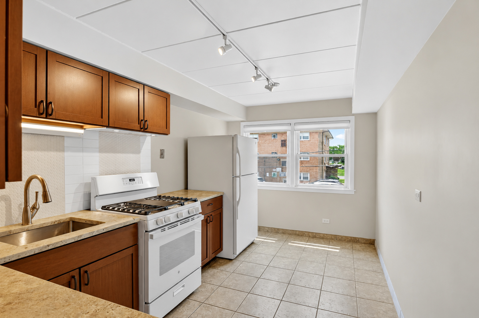 3175 W 115 Street #2W, Merrionette Park, IL 60803