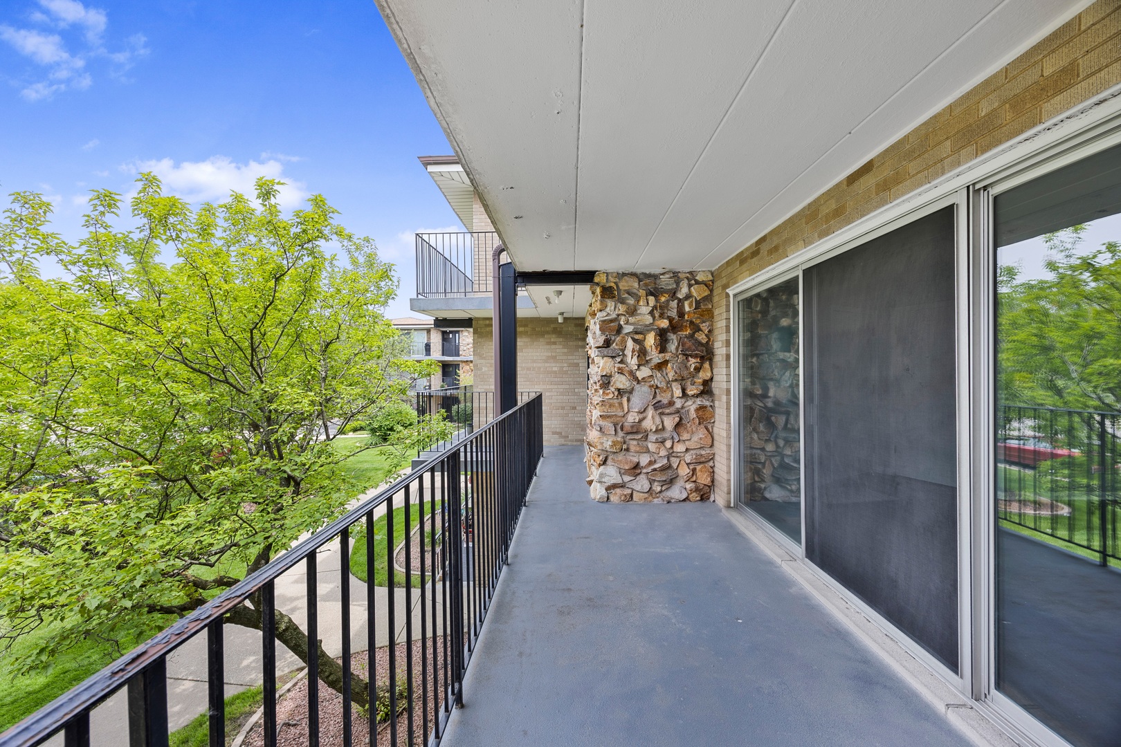 3175 W 115 Street #2W, Merrionette Park, IL 60803