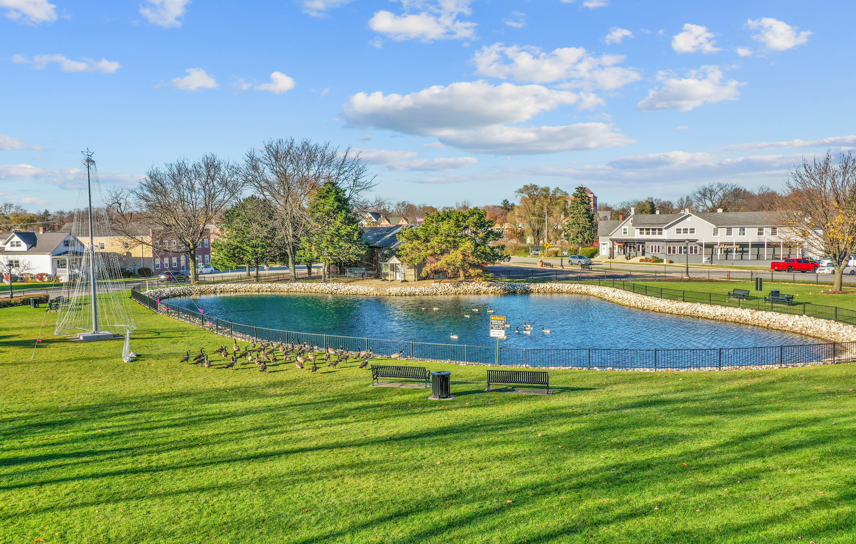 353 S Princeton Avenue, Itasca, IL 60143