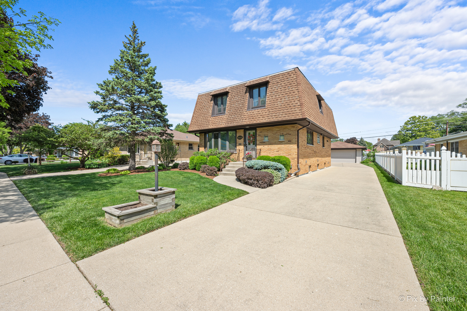 353 S Princeton Avenue, Itasca, IL 60143