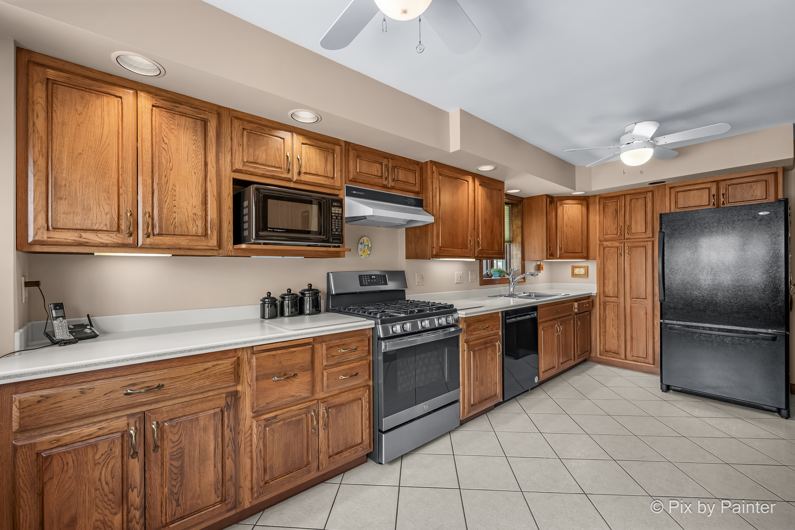 353 S Princeton Avenue, Itasca, IL 60143