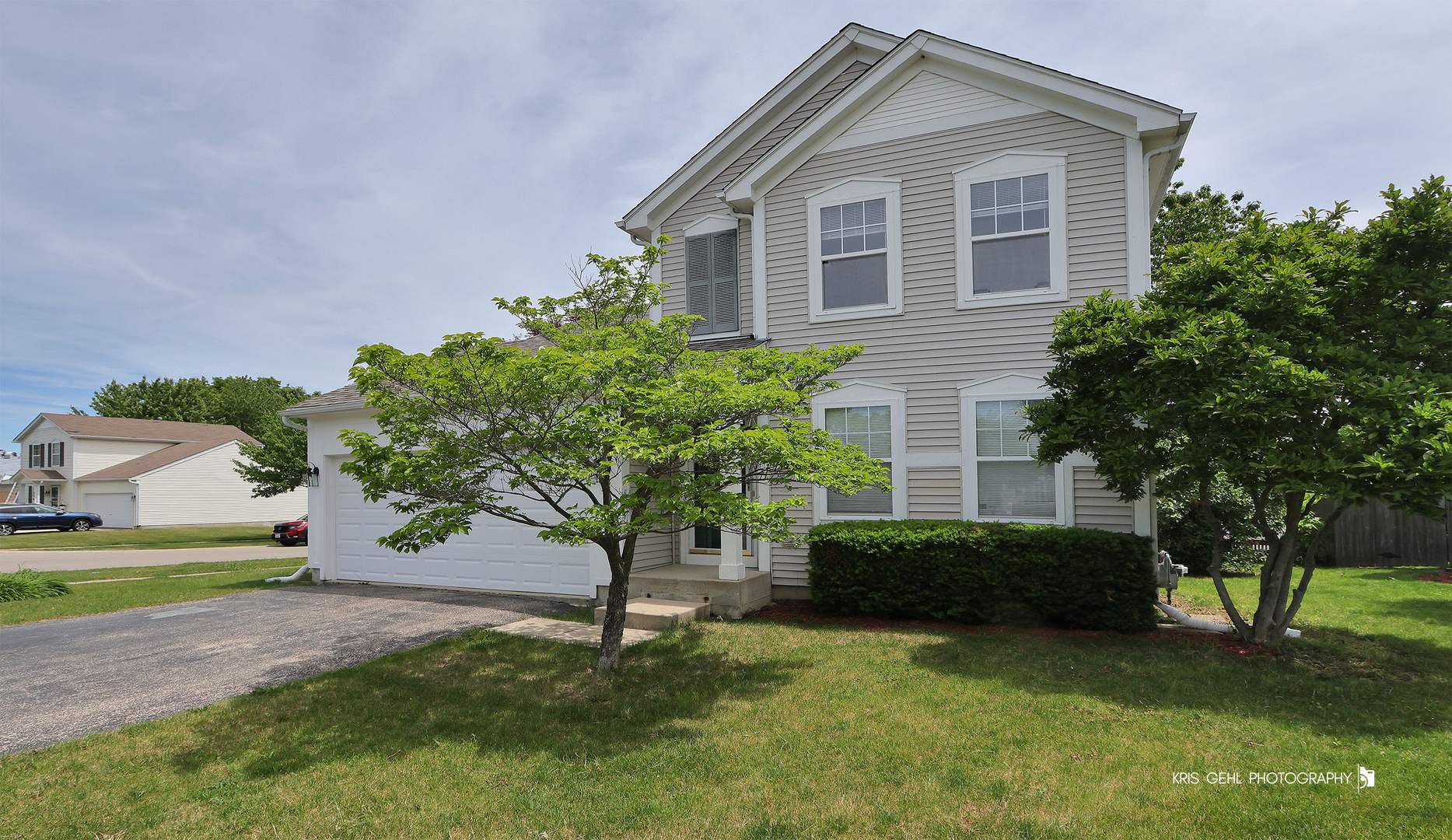 331 E Camden Lane, Round Lake Beach, IL 60073