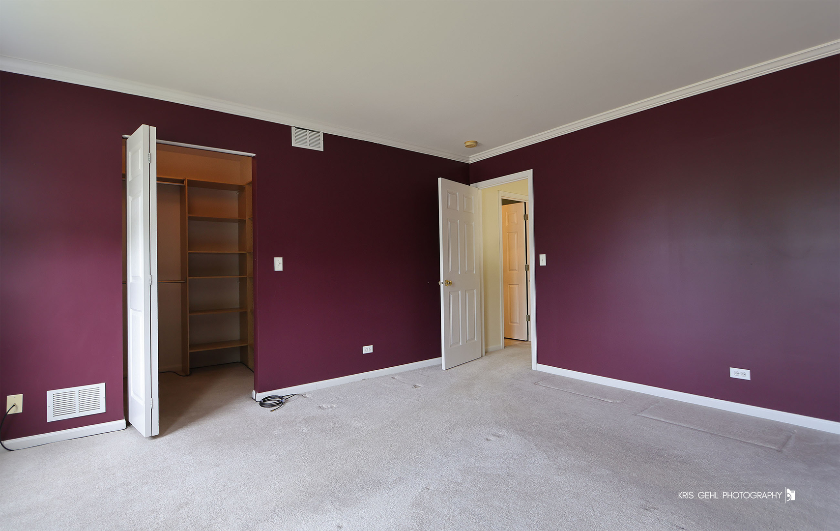 331 E Camden Lane, Round Lake Beach, IL 60073