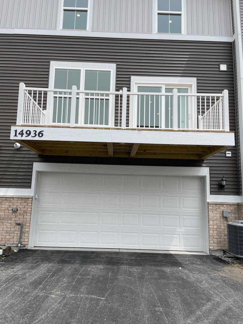 14936 S McCarthy Circle, Plainfield, IL 60544
